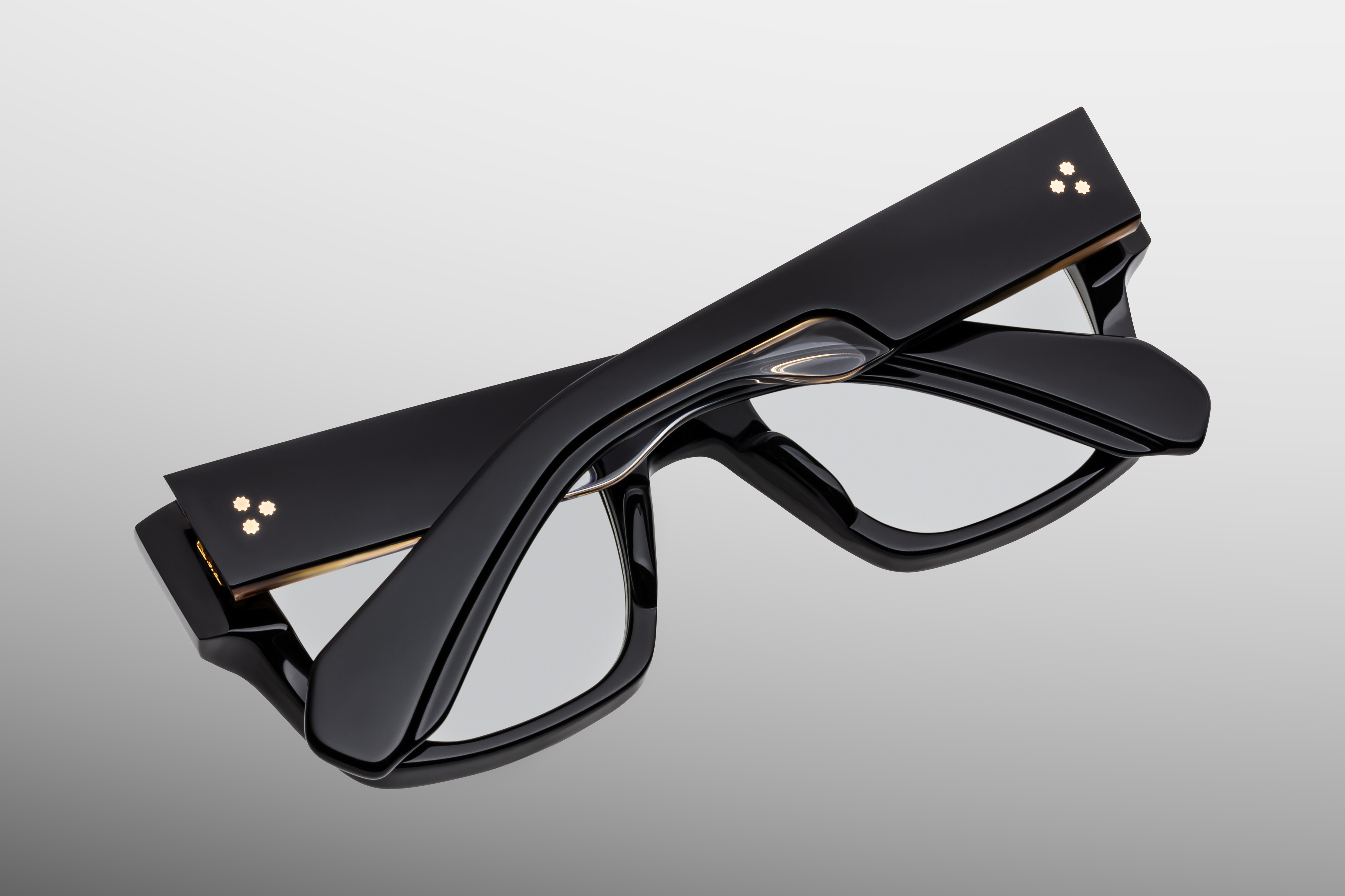 ENZO – Jacques Marie Mage